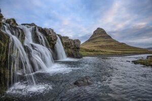 Essential Iceland Travel Guide: Must-See Attractions and Tips for an Unforgettable Adventure